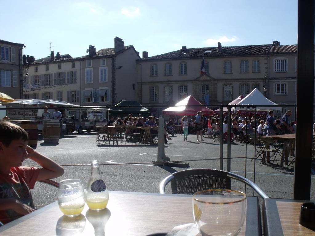 Camping Des Ribieres コンフォラン エクステリア 写真