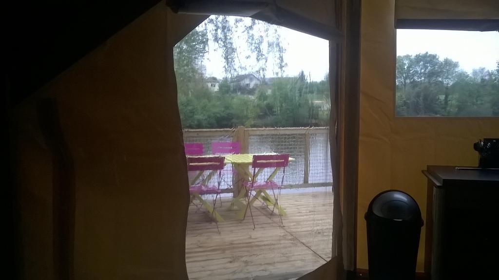 ホテル Camping Des Ribieres コンフォラン エクステリア 写真