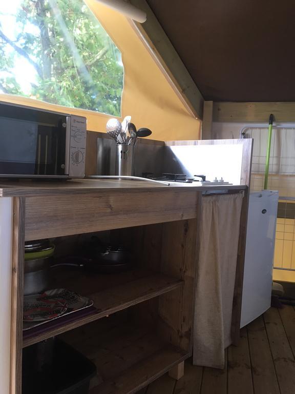 Camping Des Ribieres コンフォラン エクステリア 写真